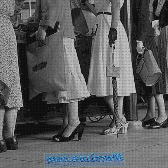 Los mejores 11 Zapatos Ortopedicos De Mujeres 2020